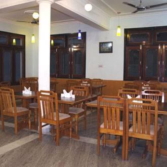 Hotel Maya Regency Bhīm Tāl المظهر الخارجي الصورة