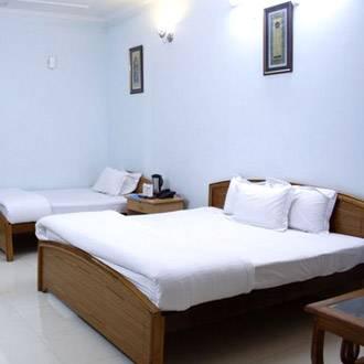 Hotel Maya Regency Bhīm Tāl المظهر الخارجي الصورة